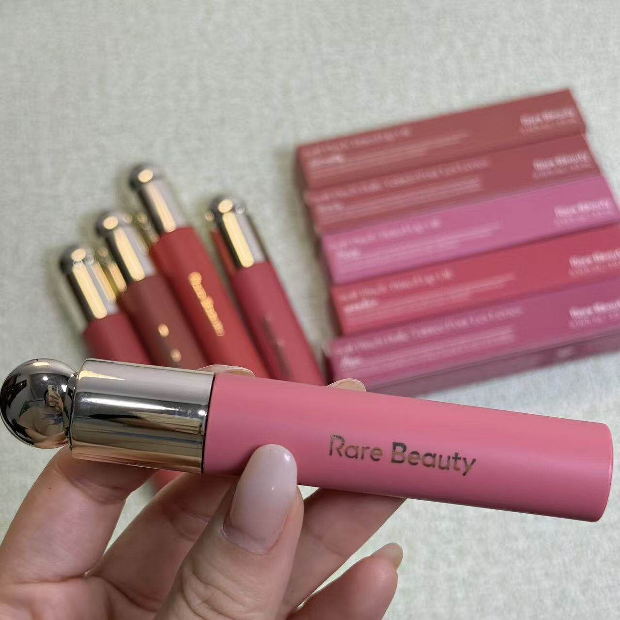 Rare Beauty Soft Pinch Tinted  – Rare Beauty Makeup Kit recenzja i cena